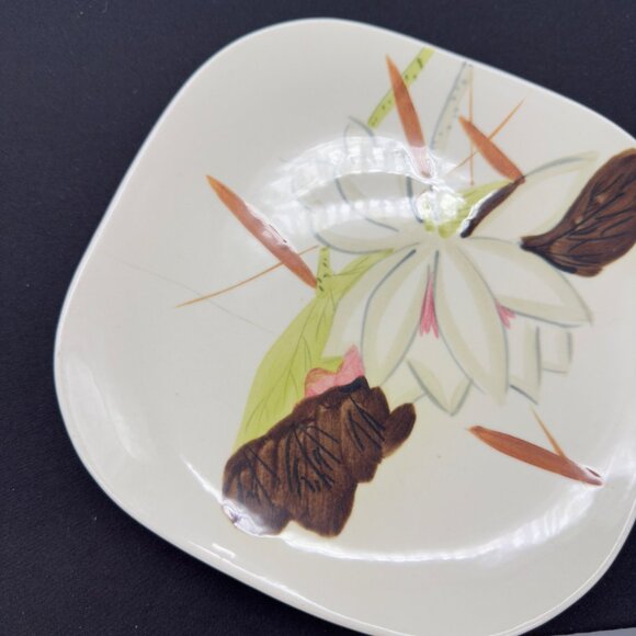 Vintage Red Wing Pottery Lotus Pattern Set of 3 Plates NOTE - Picture 6 of 12